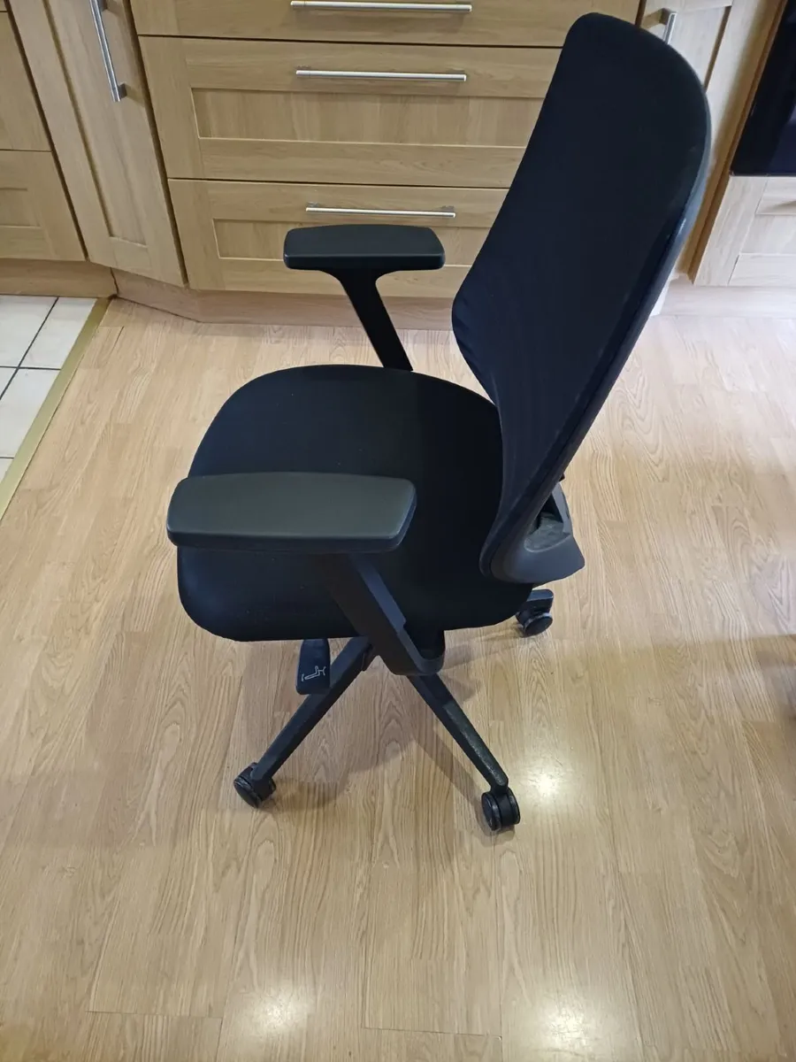 Ergonomic Office Chair. - Image 2