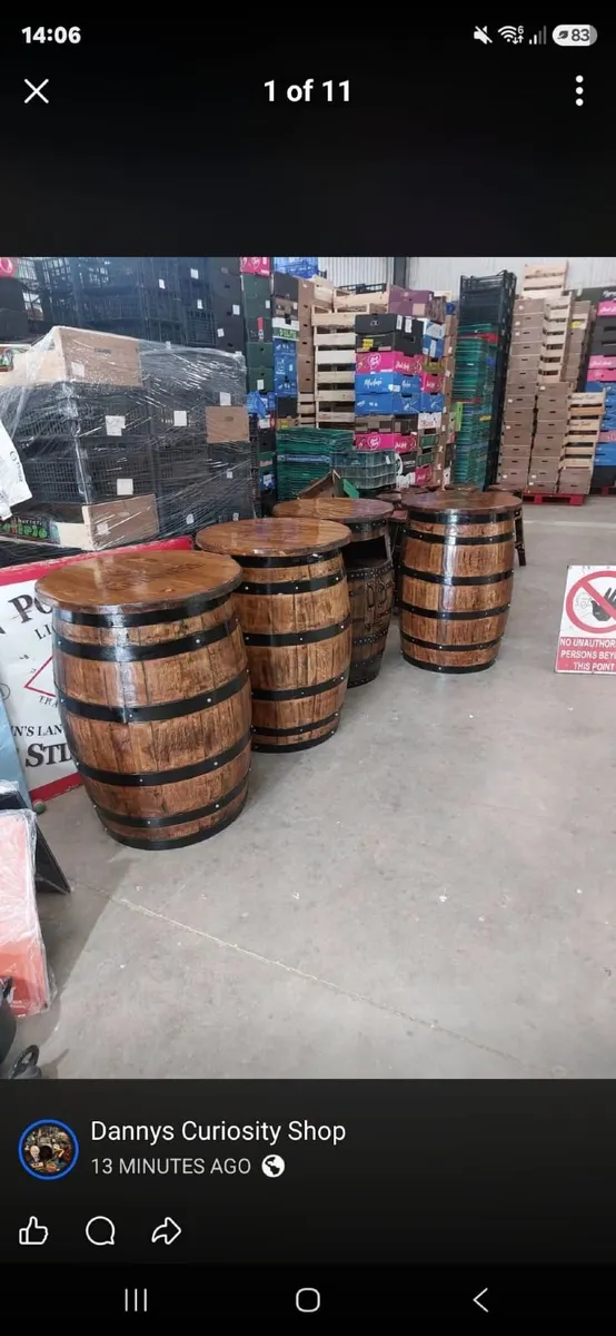 Barrell tables oak & oak bar stools - Image 1