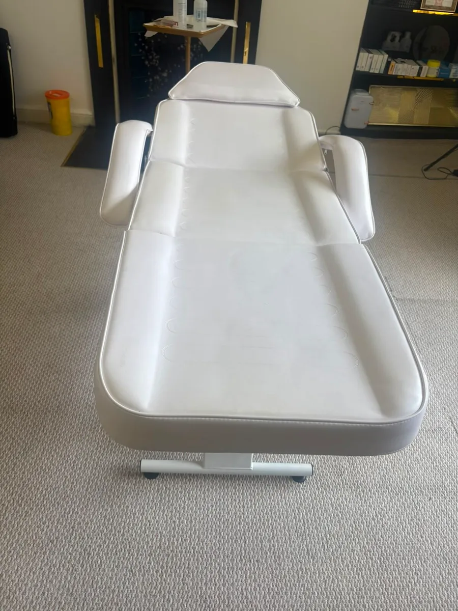 Massage bed - Image 2