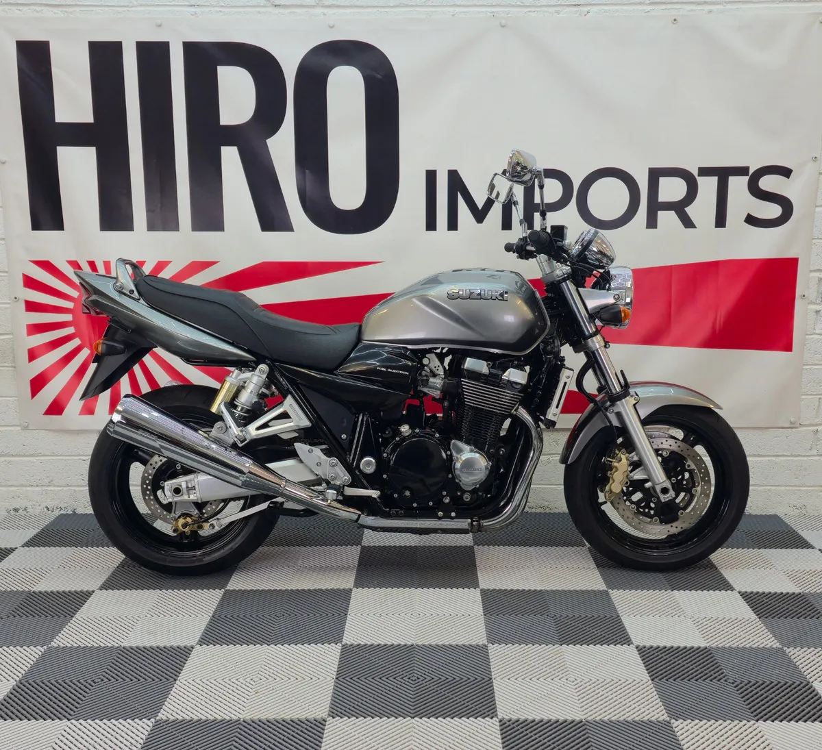 2001 Suzuki GSX1400 - Image 1