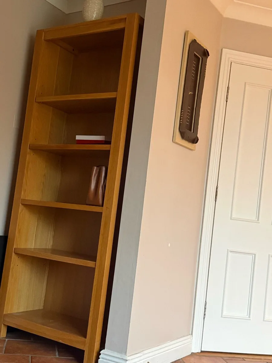 Book unit - Image 1