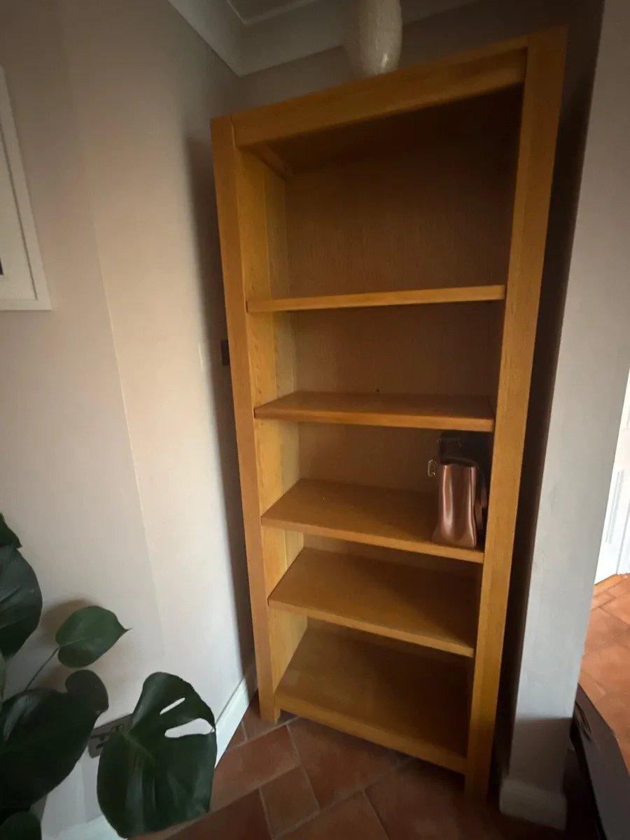 Book unit - Image 2