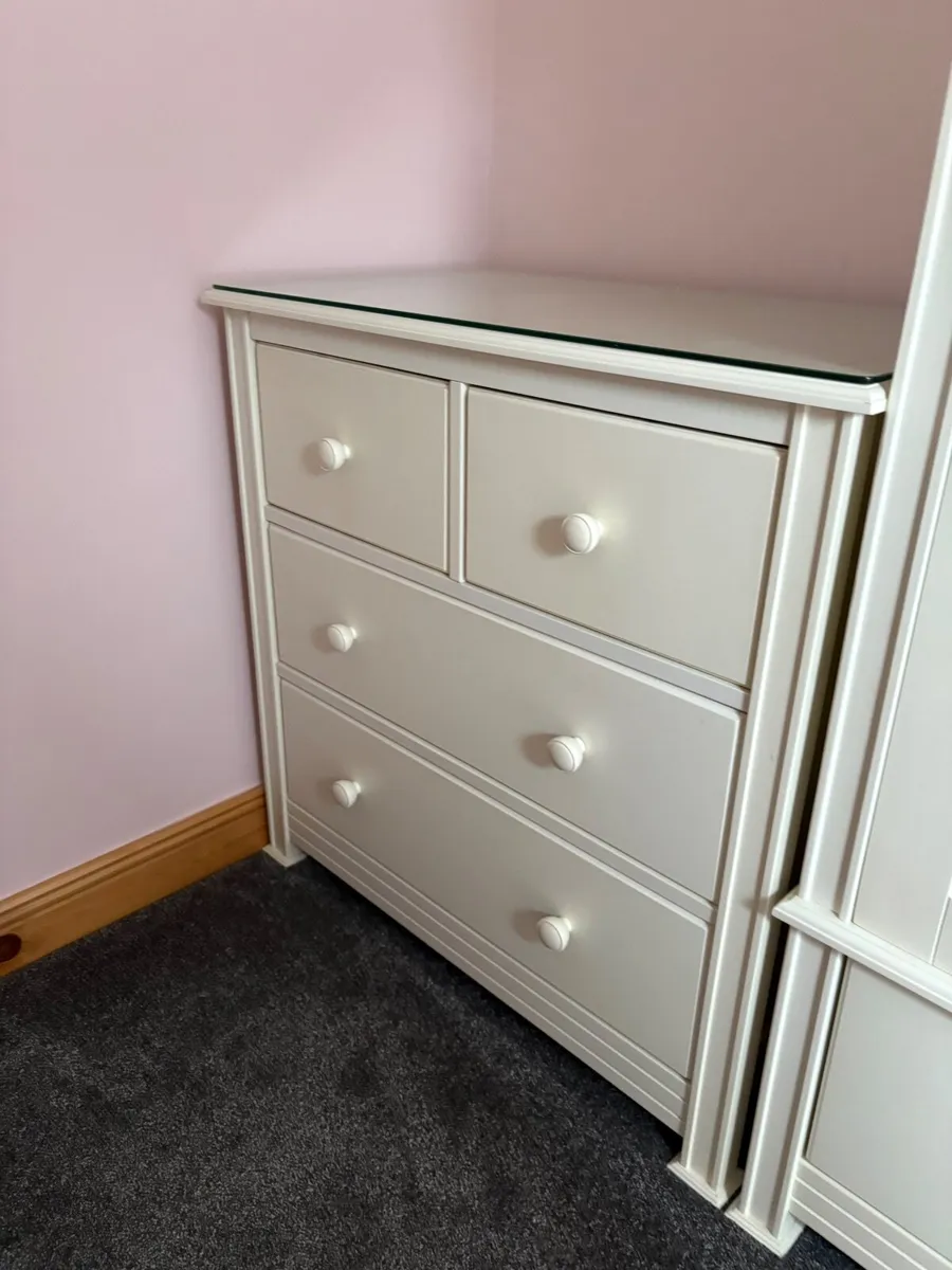 White mamas and papas cupboard and drawers - Image 1