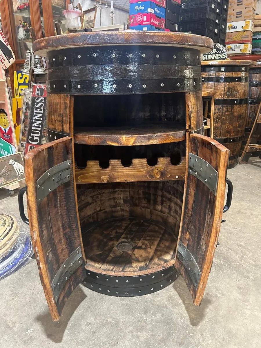 Oak bar cabinet / table - Image 3