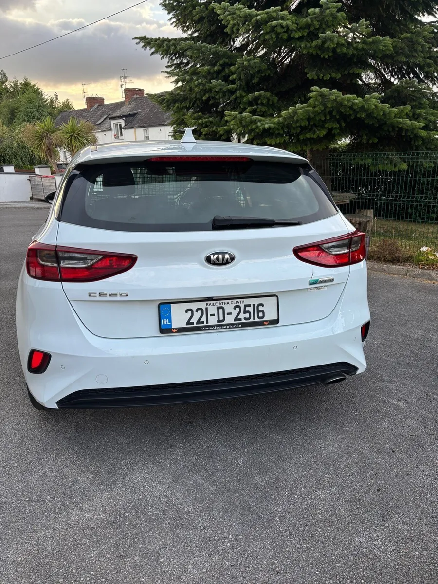 Kia Ceed Commercial - Image 3