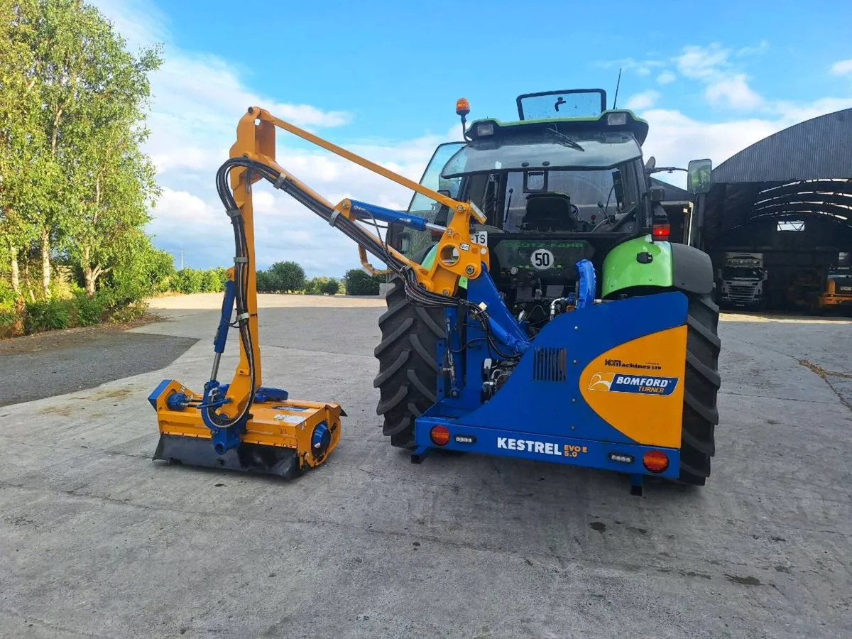 Bomford Kestrel hedgecutter - Image 1