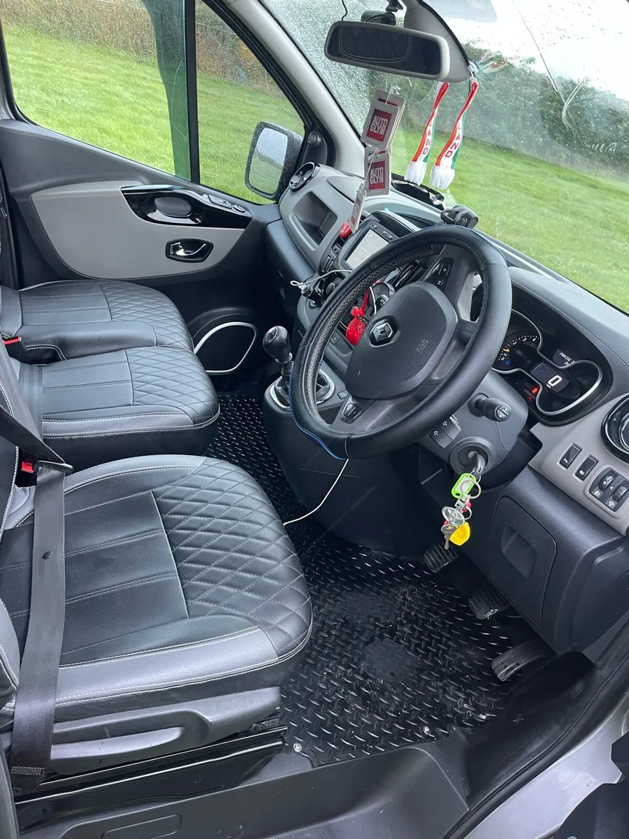2016 Renault Trafic sport - Image 3