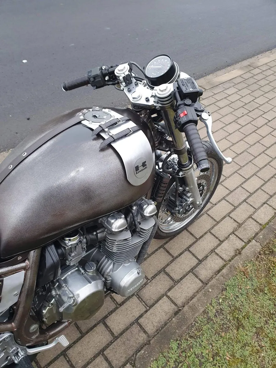 Kawasaki zephyr750 Caferace , BMW k75 - Image 3