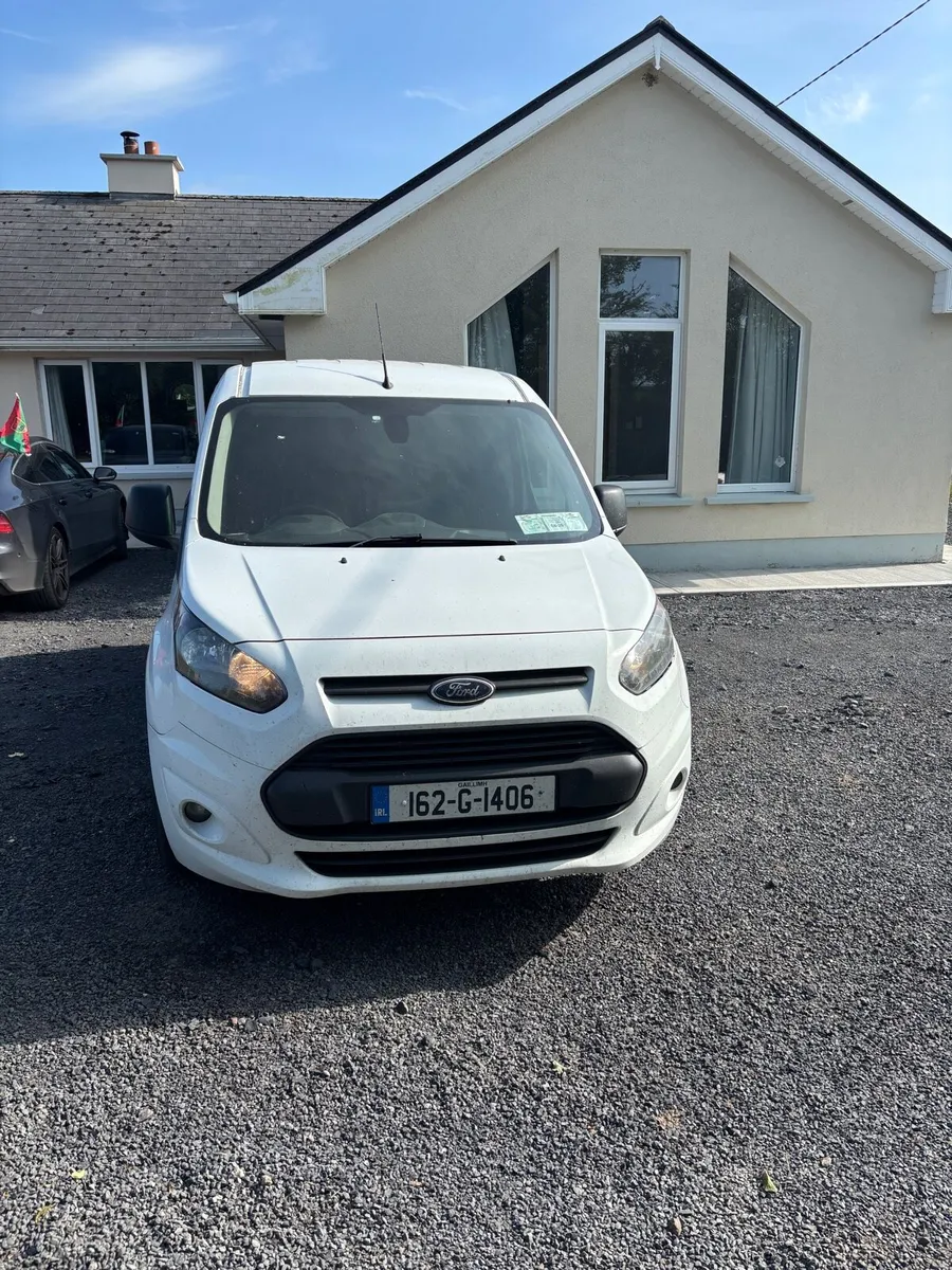 Ford Transit Connect SWB 1.5L - Image 2