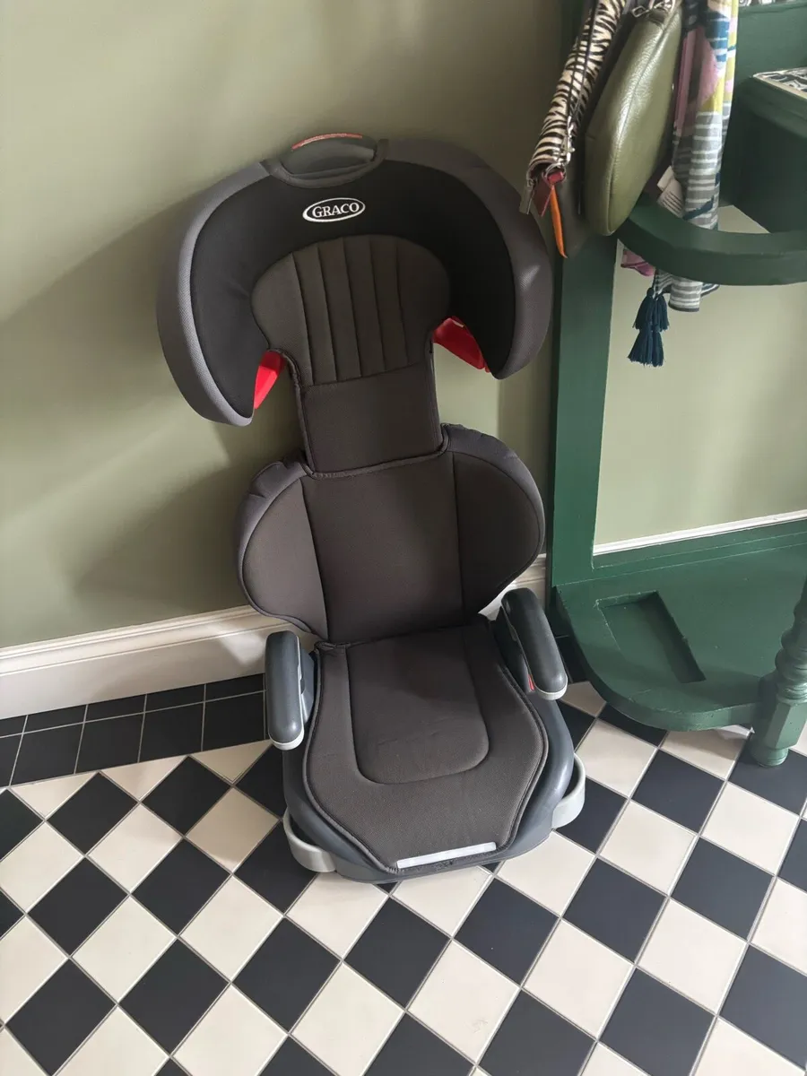 Kids Graco car seats - Image 2