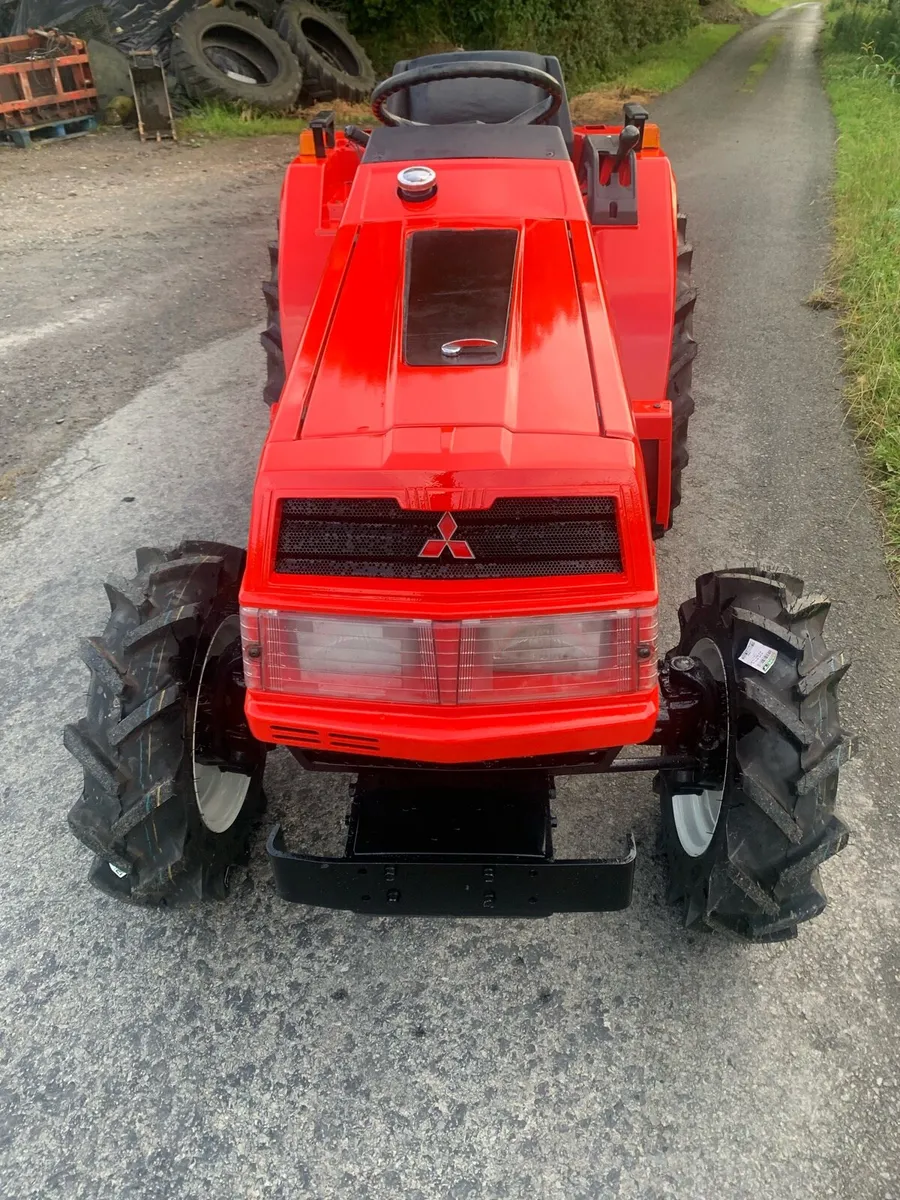 Mitsubishi MT20 compact tractor - Image 3