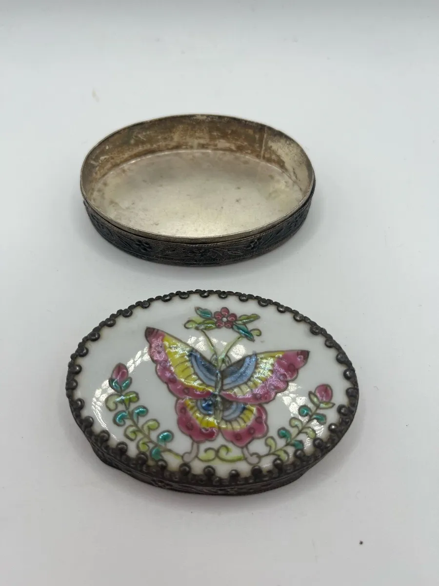 Antique Chinese Pill Box - Image 4