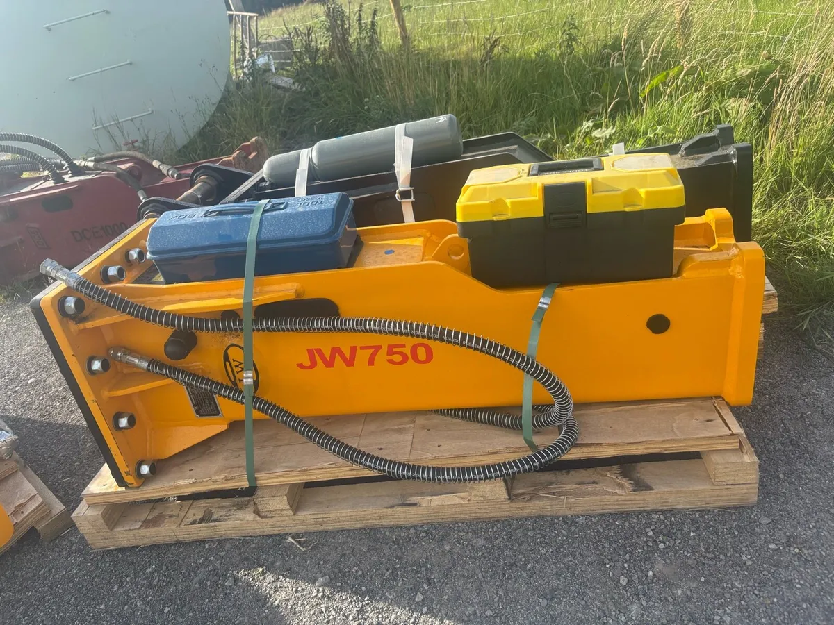 X2 Brand new 8-12t Breakers - Image 4