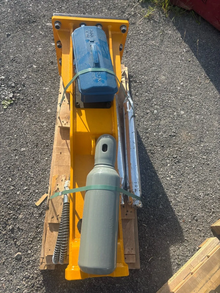 X2 Brand new 8-12t Breakers - Image 3