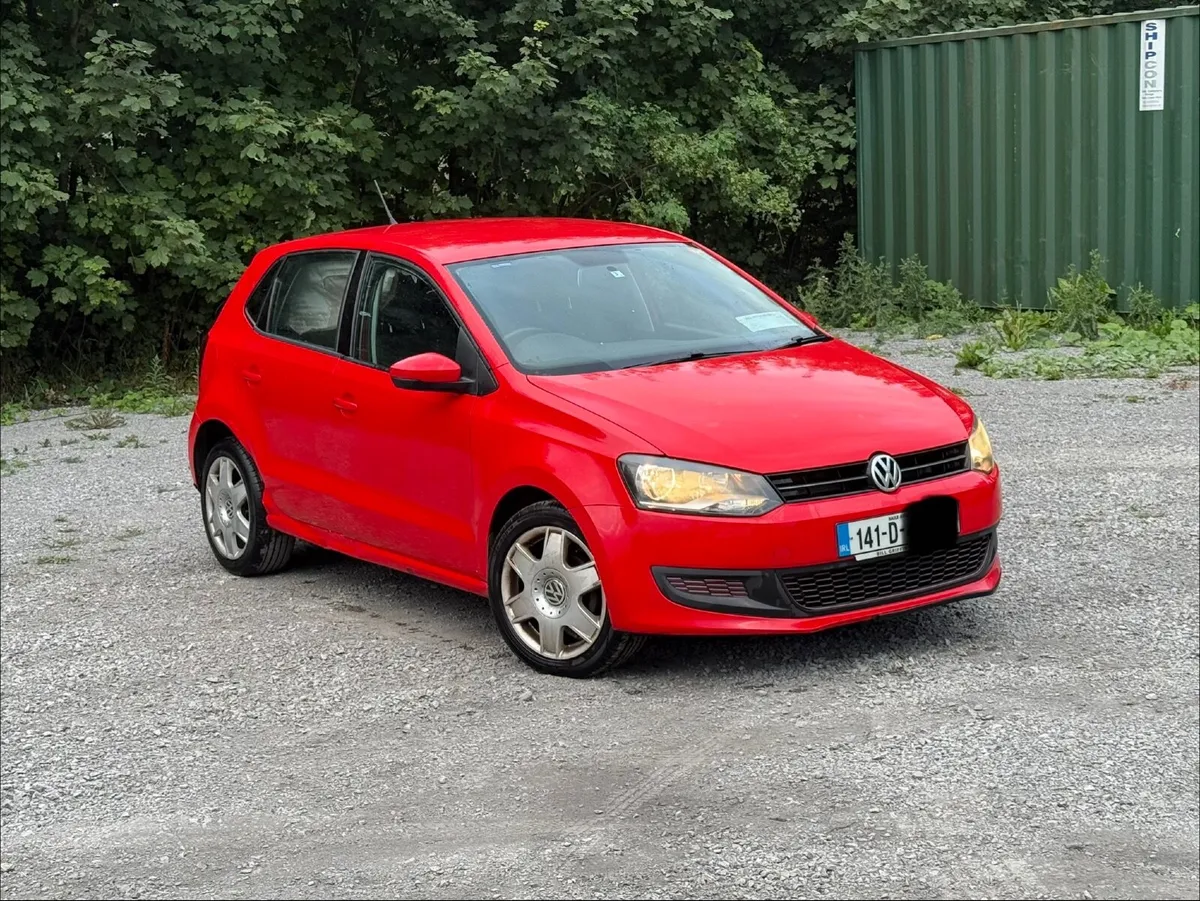 2014 Volkswagen polo/automatic 104t.km - Image 3