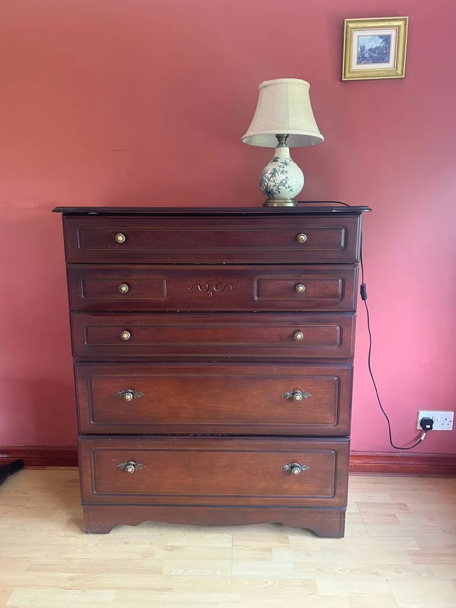 Bedroom furniture - Image 3