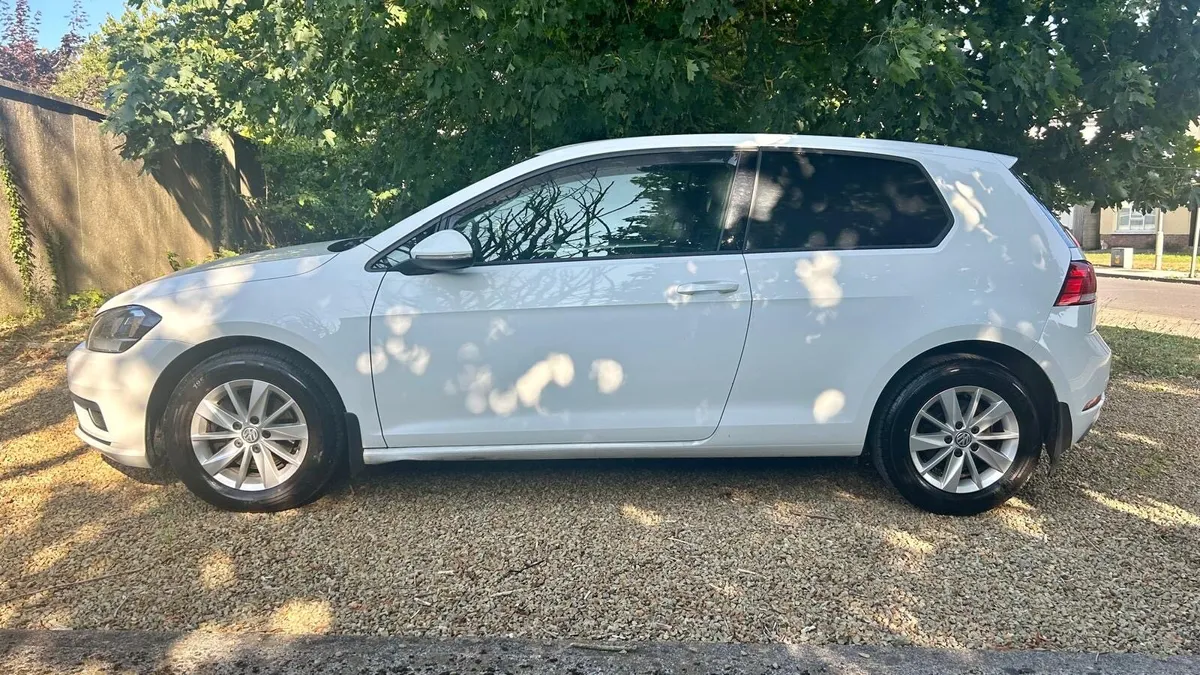 2019 Volkswagen Golf - Image 4