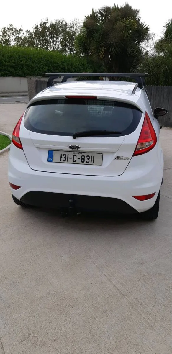 Ford Fiesta Van - Image 4
