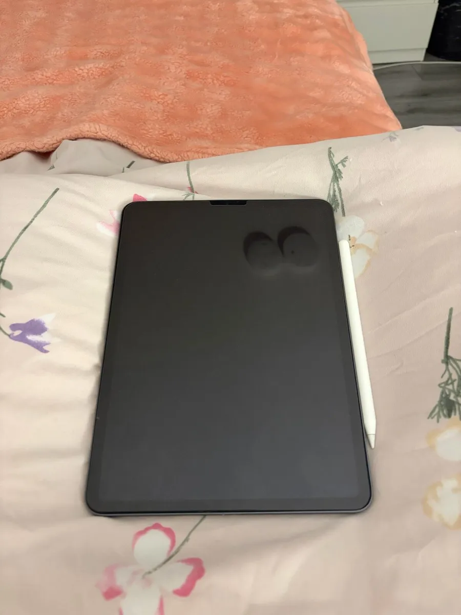 iPad - Image 3