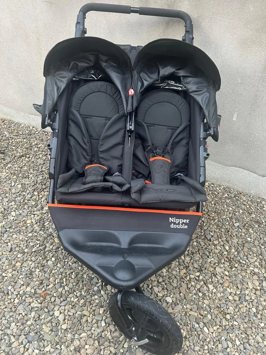 Out n About double buggy - Image 1