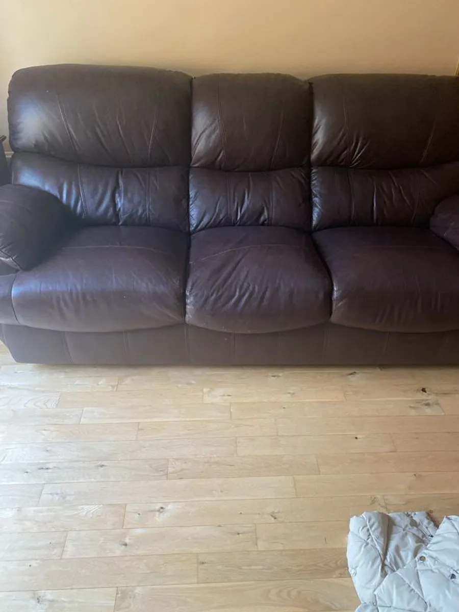 Brown leather sofa - Image 3