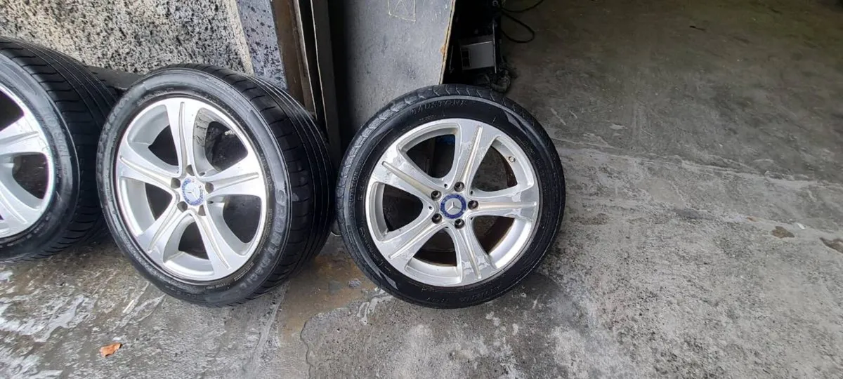 18 Mercedes alloys - Image 3