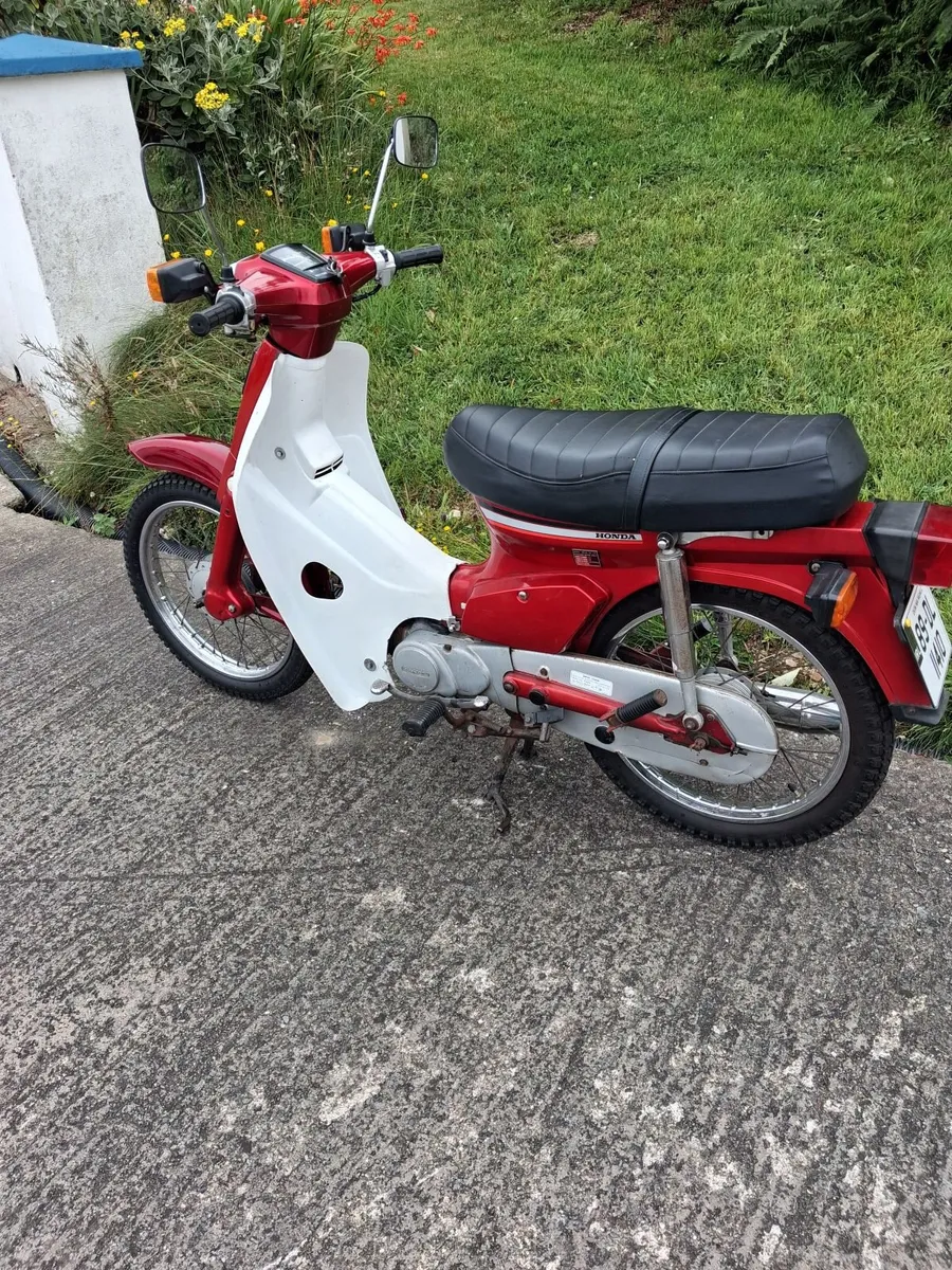 Motorcycle - Image 4