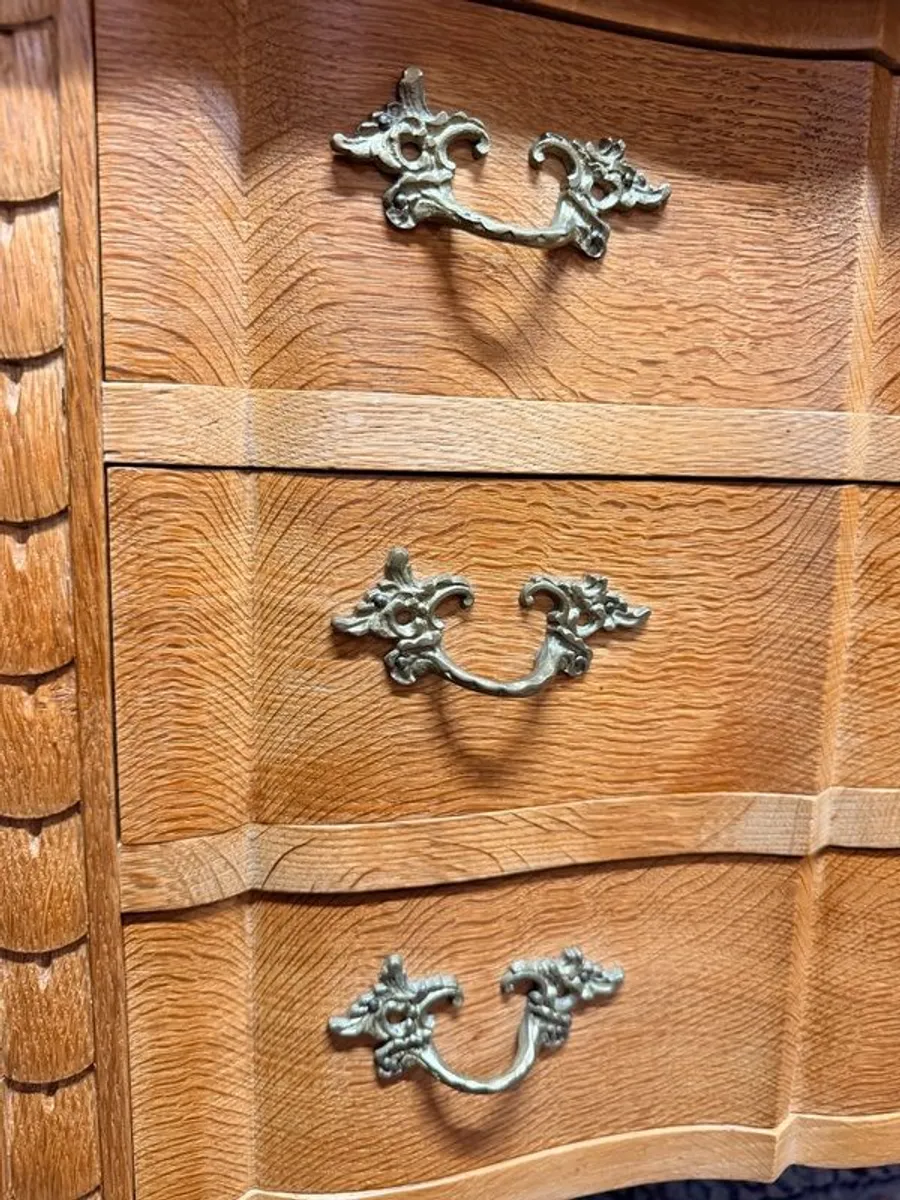 FLASH SALE ! Was 495 Now 395 ! Stunning Brutalist Danish Oak Chest of Drawers - Image 3
