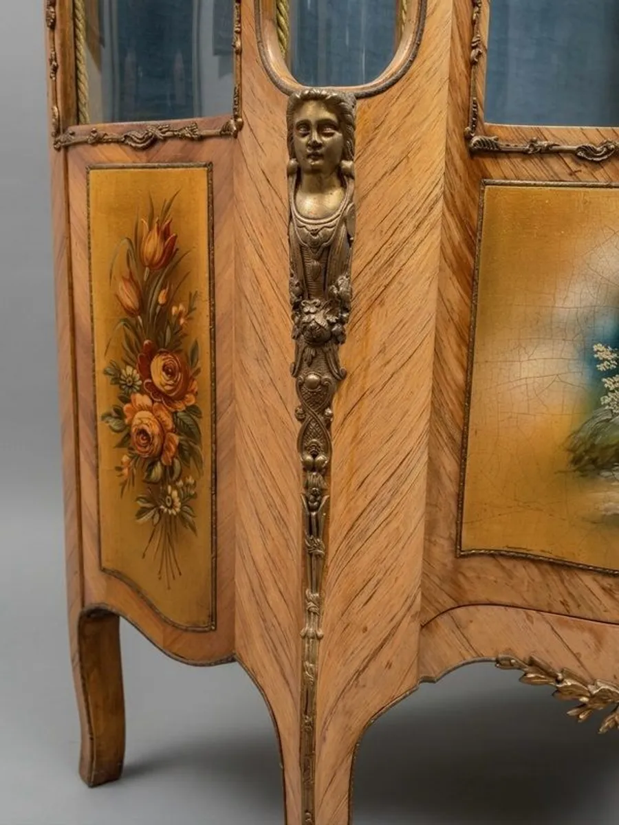 FLASH SALE ! Was 950 Now 760 ! 20th Louis XV Style Vernis Martin Display Cabinet - Image 3