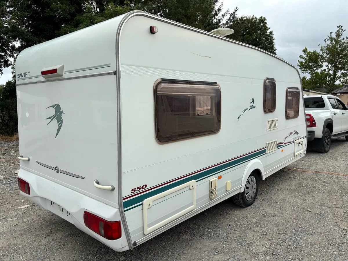 Swift Charisma Fixed Bed No Damp ✅ - Image 3