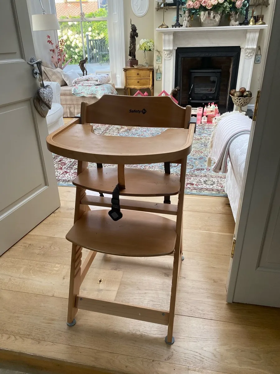 Highchair - Image 2