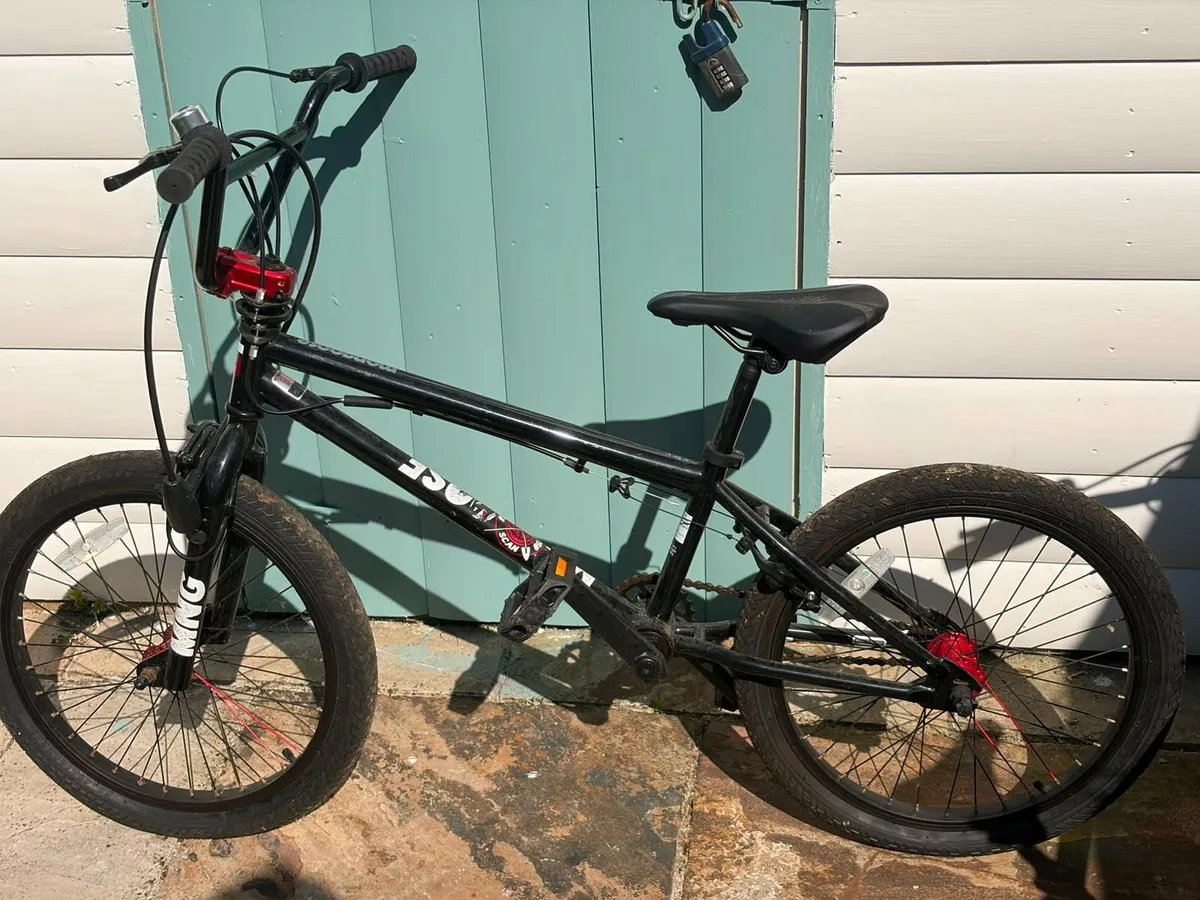 Mongoose R50 20" BMX Bike — Gloss Black / Red - Image 2