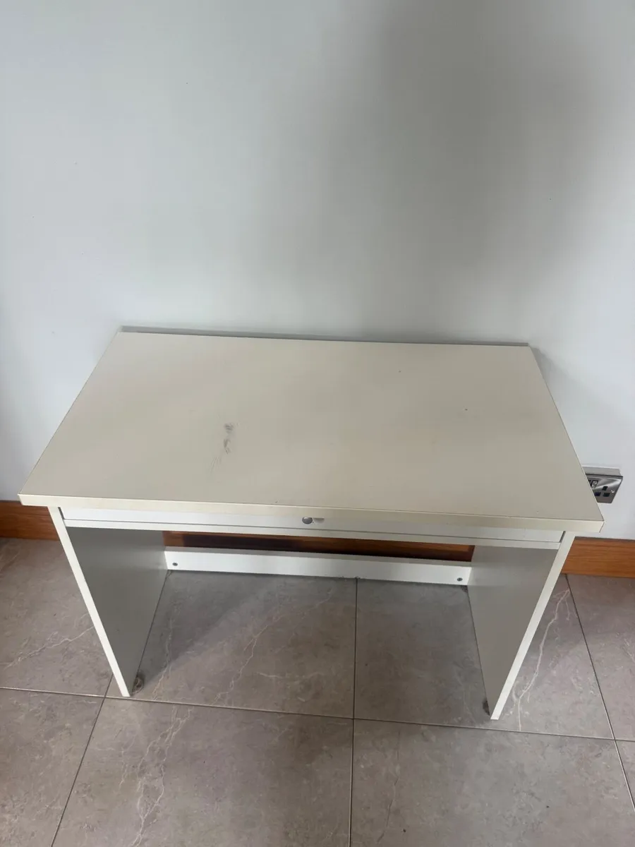 White Study Desk - Image 4