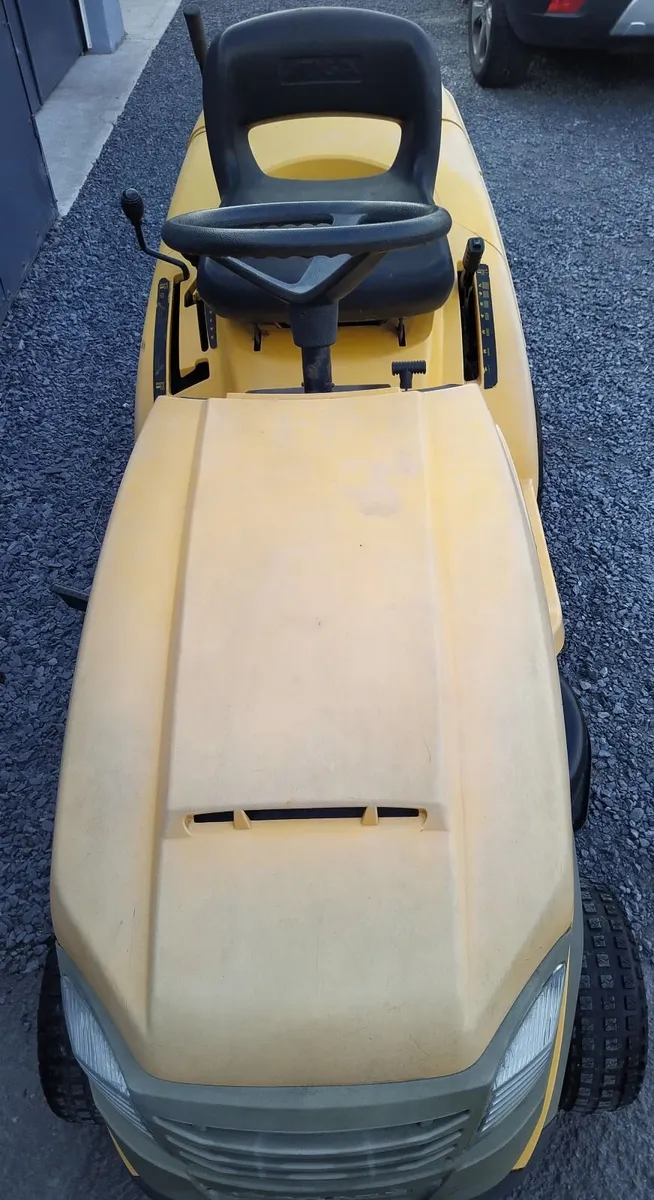 Stiga Ride On Lawnmower - Image 4