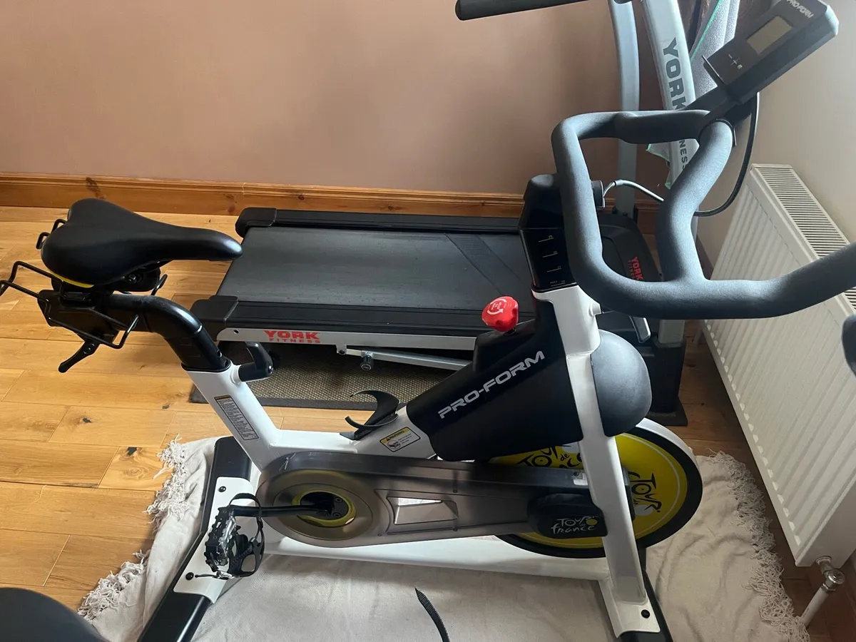 Proform Tour de France exercise bike - Image 1