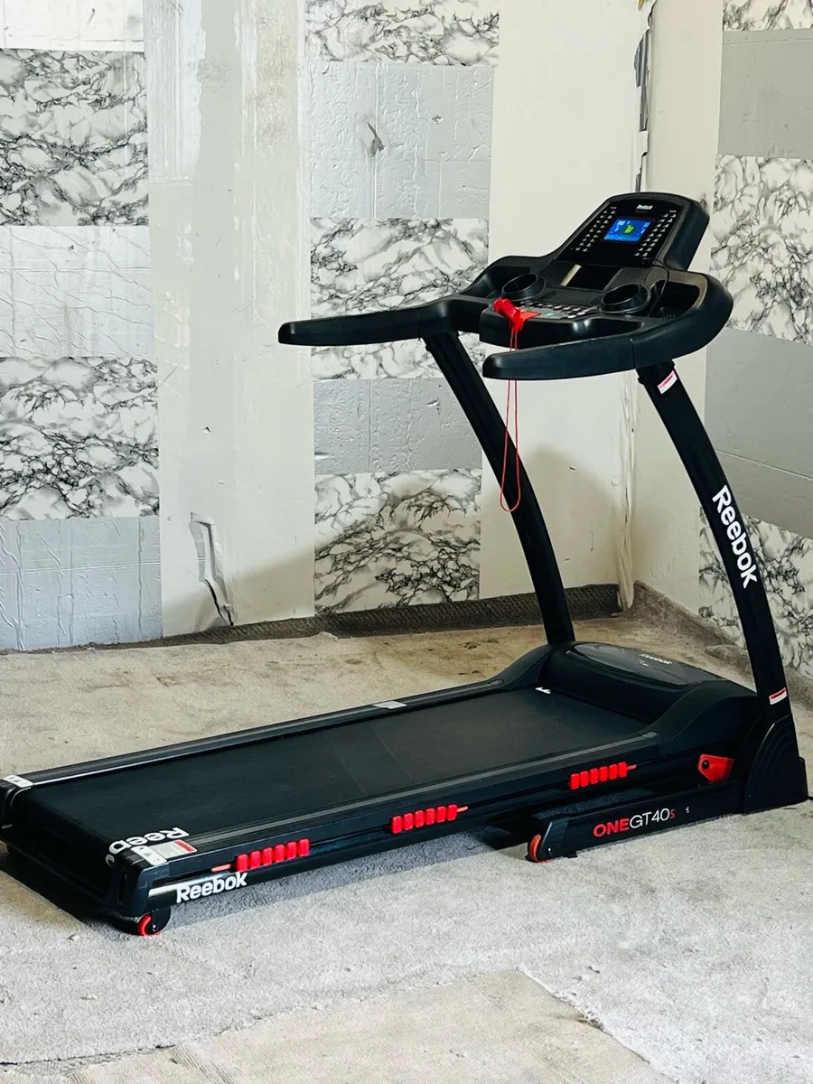 LARGE REEBOK MOTORISED INCLINE TREADMILL - Image 1
