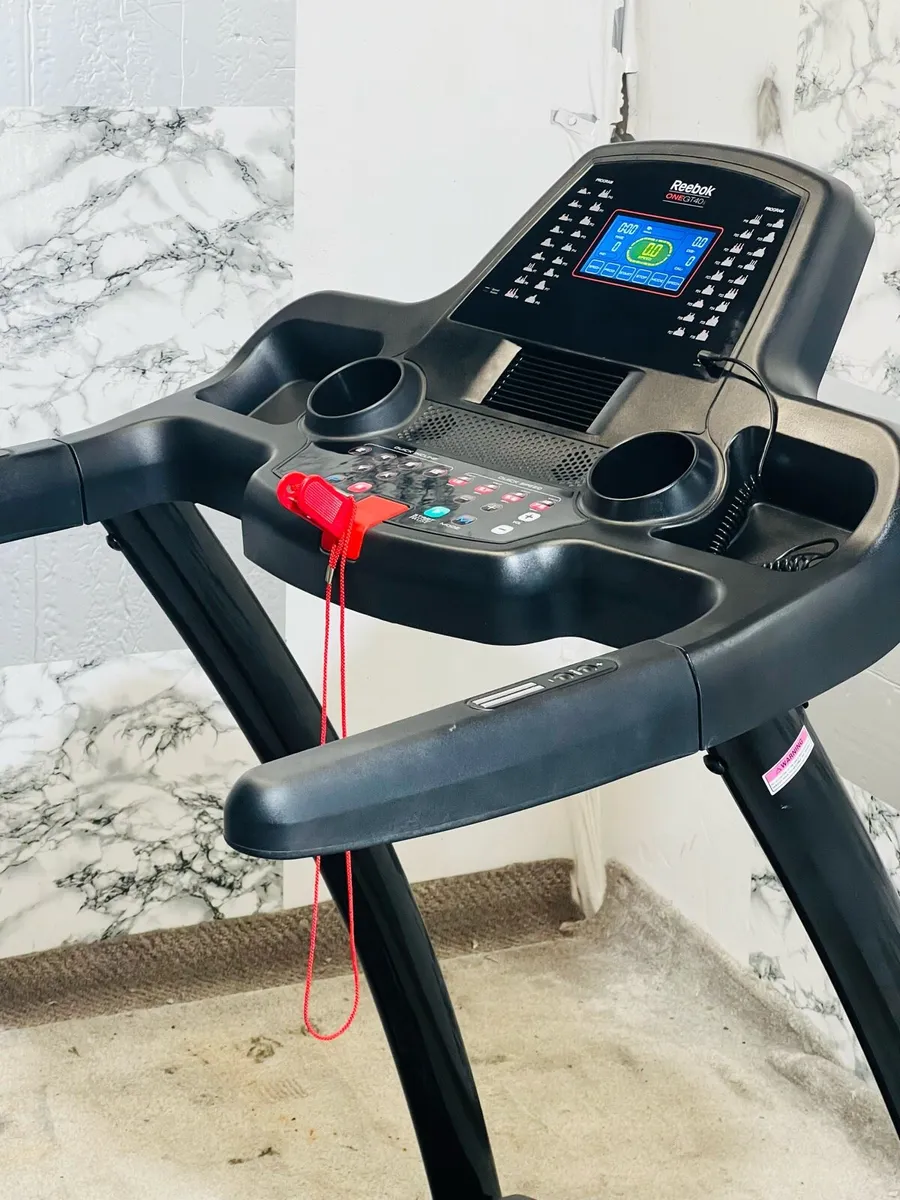 LARGE REEBOK MOTORISED INCLINE TREADMILL - Image 3