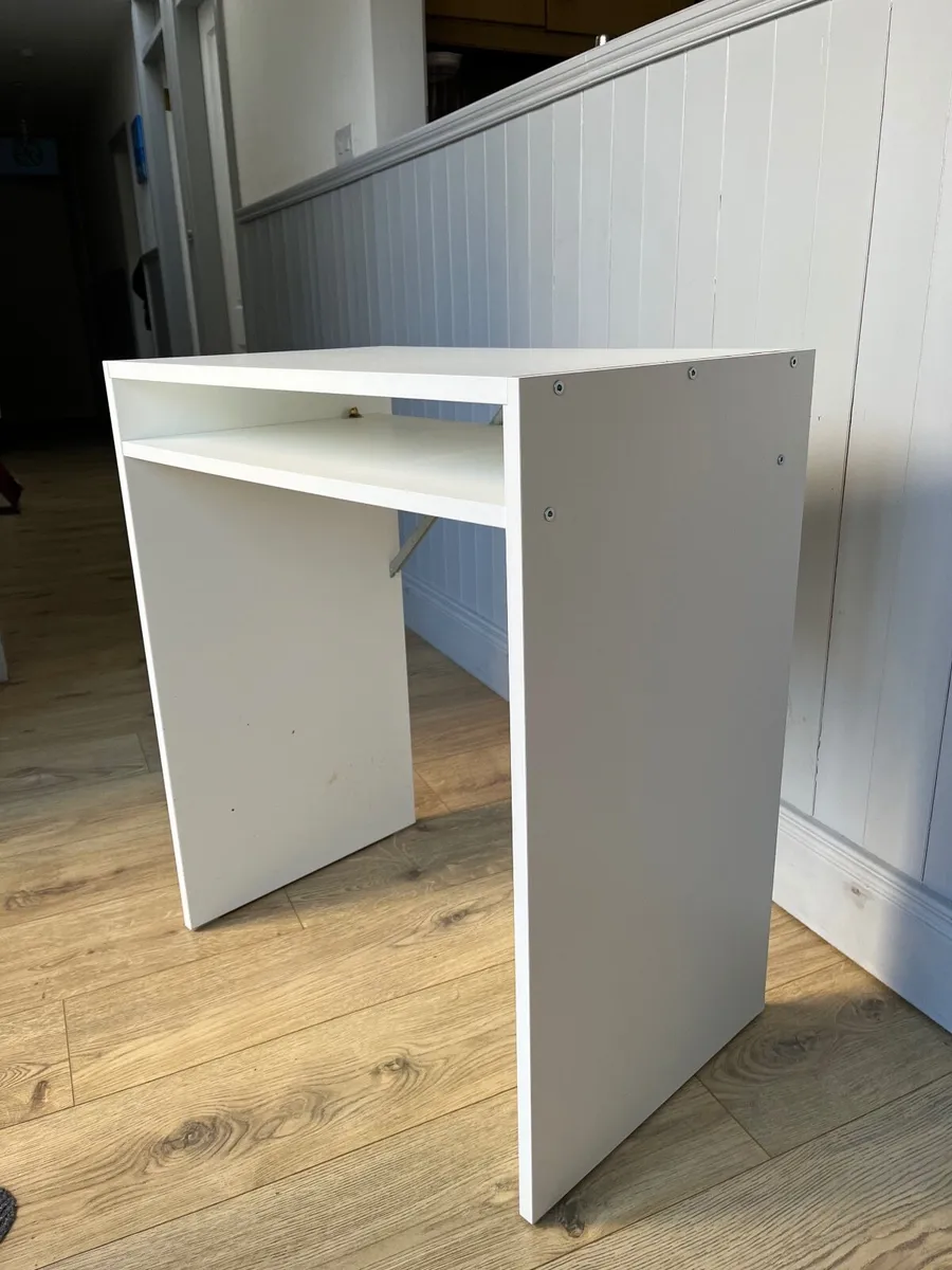 IKEA desk white - Image 1