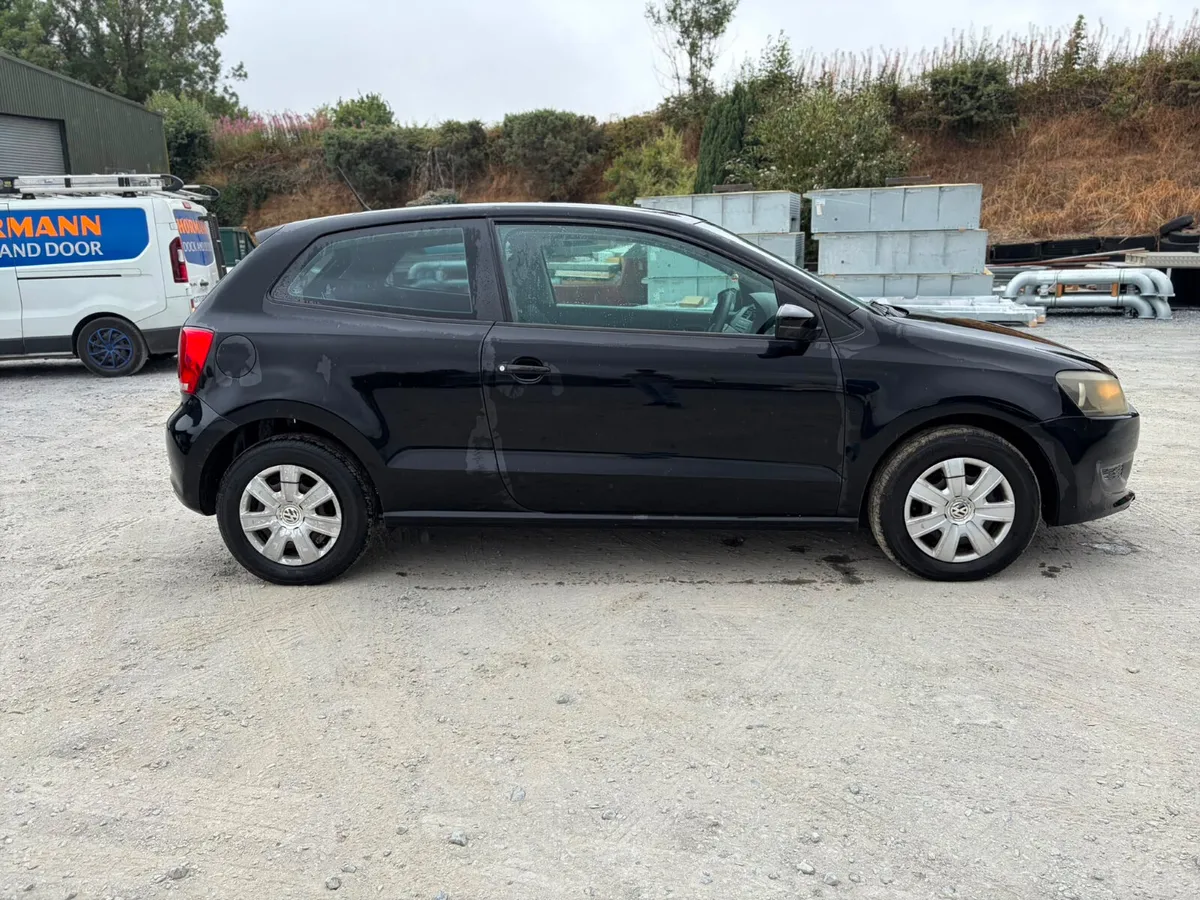 2012  Volkswagen polo 1.2 petrol - Image 4