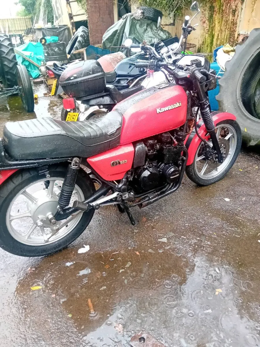 1983 Kawasaki GT550 - Image 3