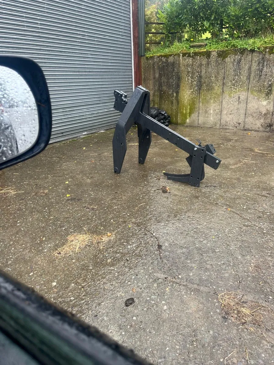 Front loader - Image 4