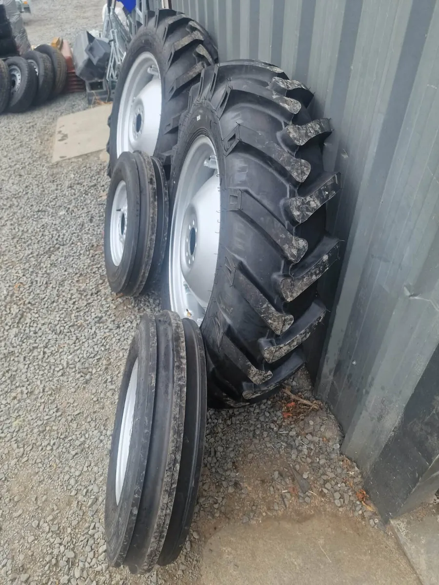 Massey Ferguson 135 wheels tractor wheels - Image 3