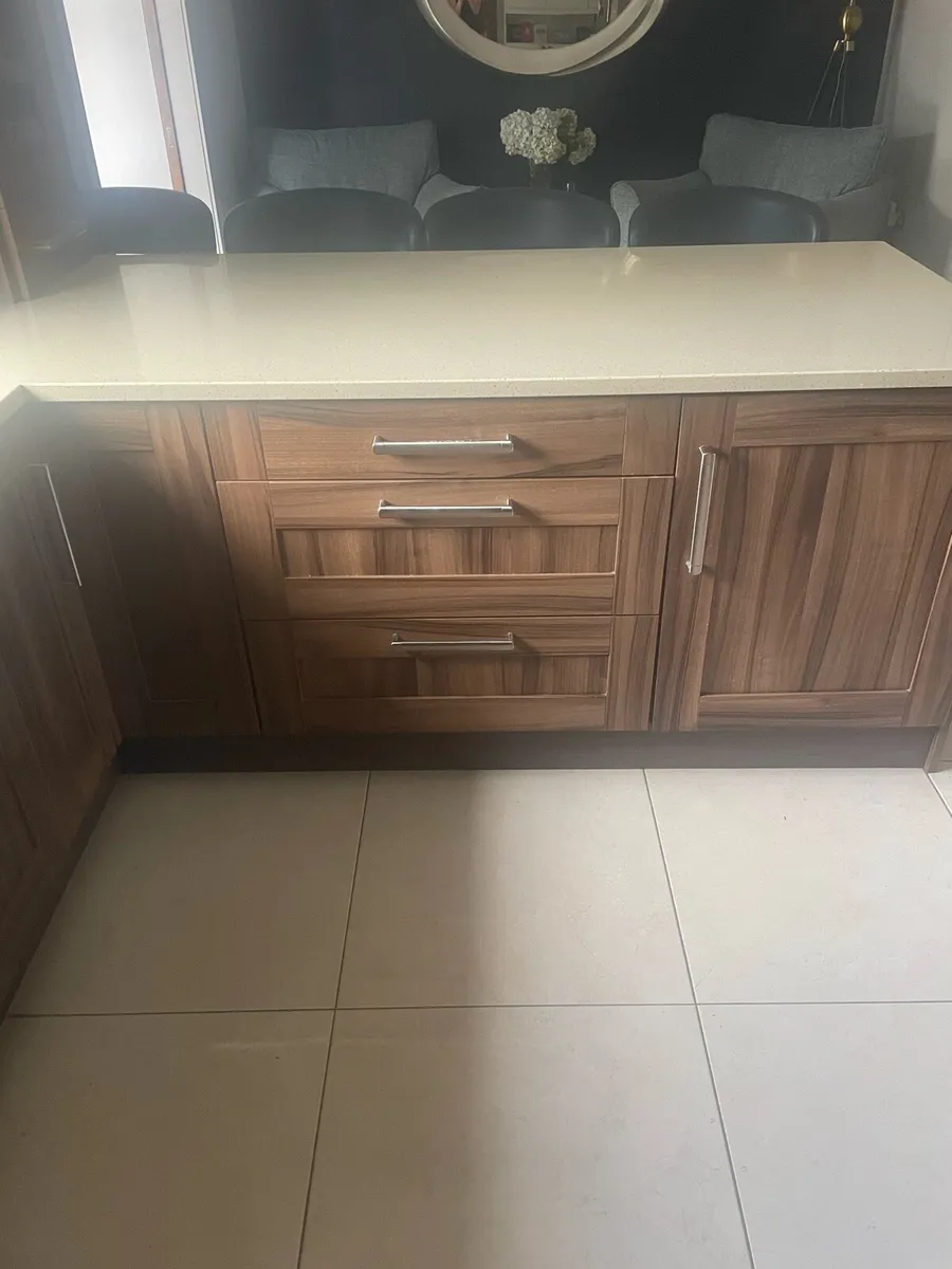 Kitchen - Image 4