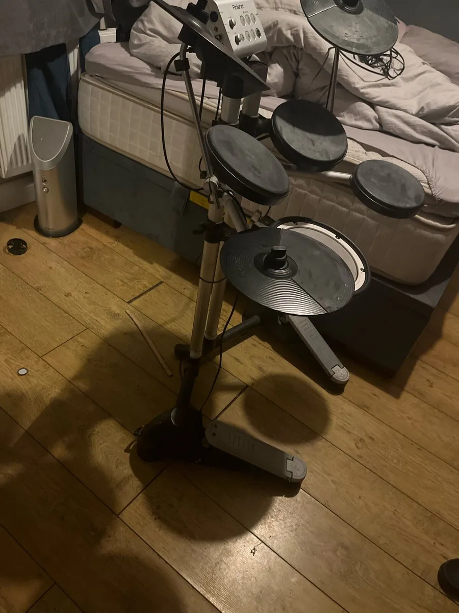 electric roland drum kit - Image 2