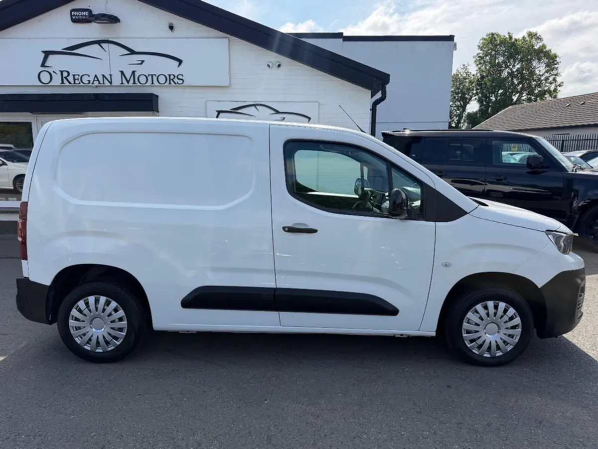 Peugeot Partner 1.5 BLUE HDI 75 BHP - Image 2