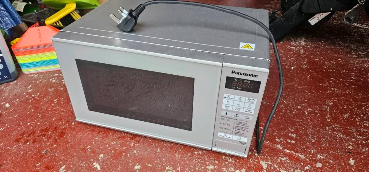 800w microwave - Image 1