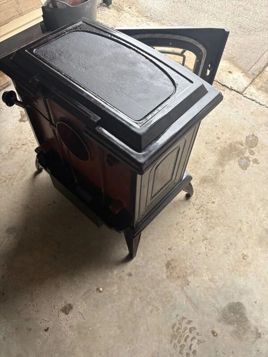 Stove - Image 2
