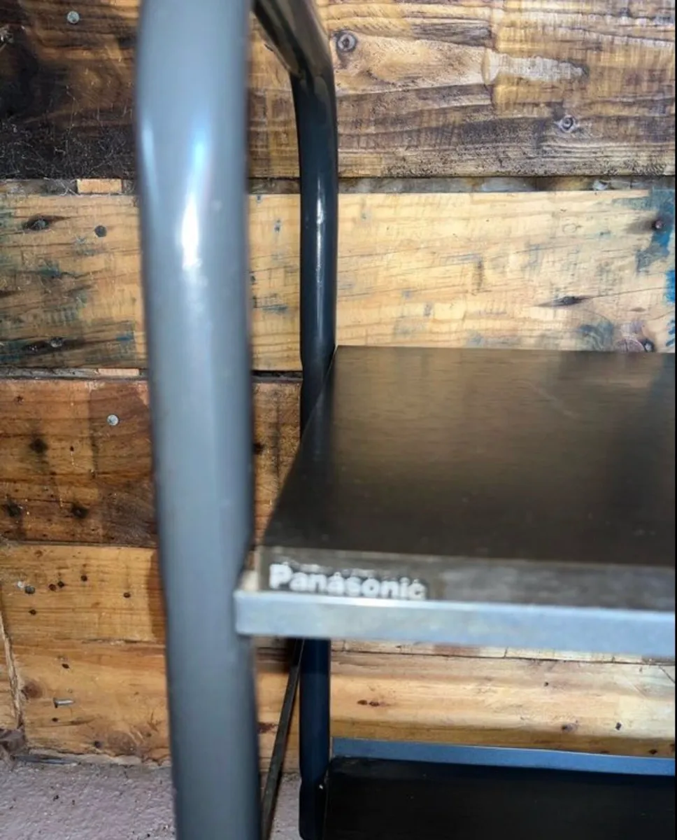 Panasonic Stereo - Image 4