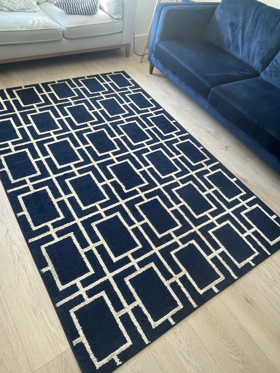 245x160 cm Navy Rug - Image 2