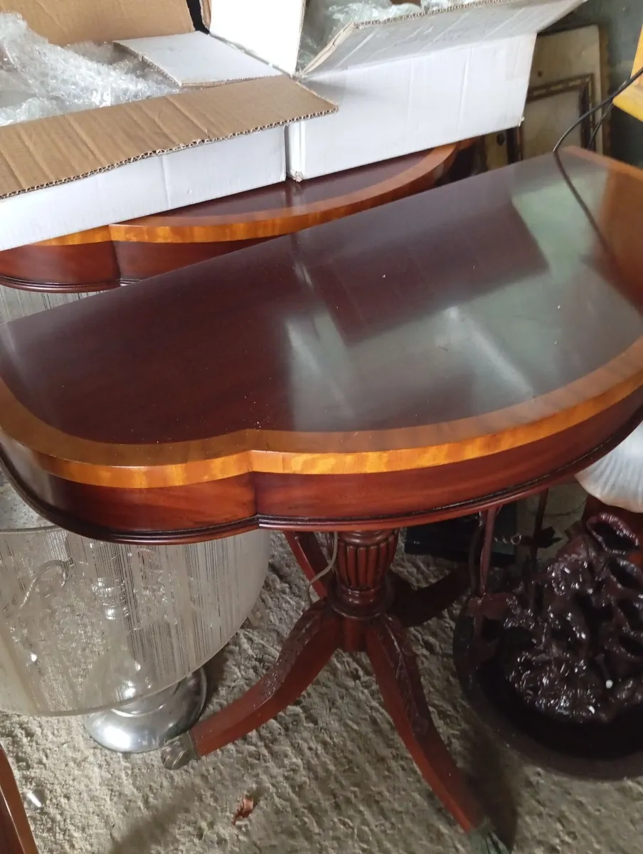 Duncan Phyfe style hall tables - Image 1